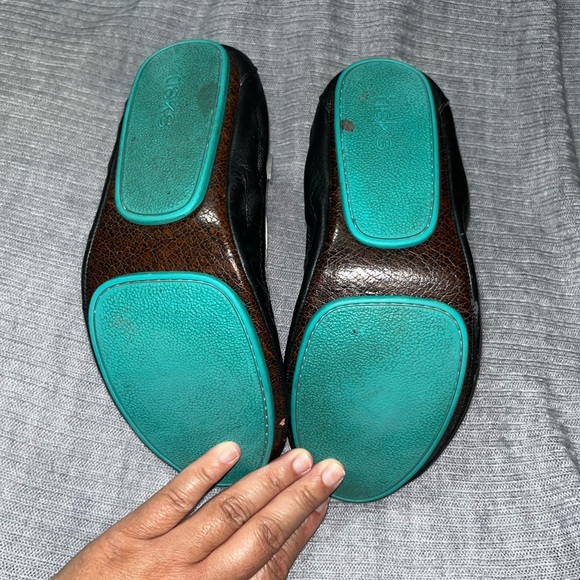 Tieks 🖤 Black Size 7 - Picture 4 of 12